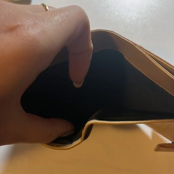 SOLD Authentic Prada trifold wallet - Picture 5 of 6